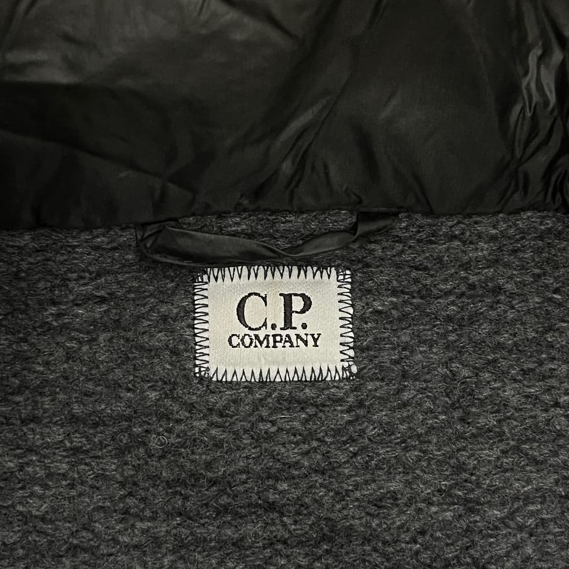 [정품/100] cp컴퍼니 블랙 패딩 니트 소매 후드 자켓 b8 상품이미지5