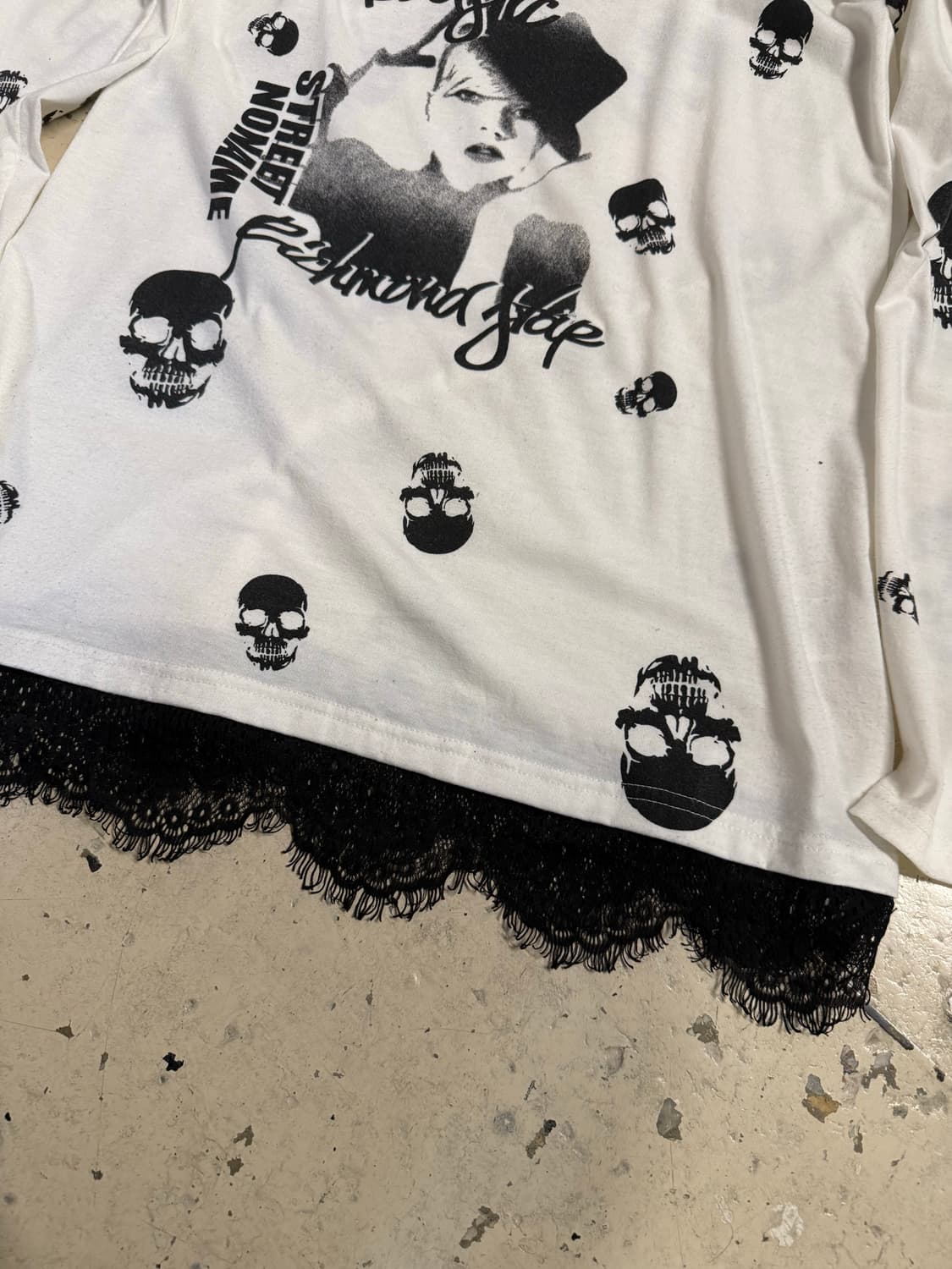 skull & girl printing long sleeve 상품이미지6