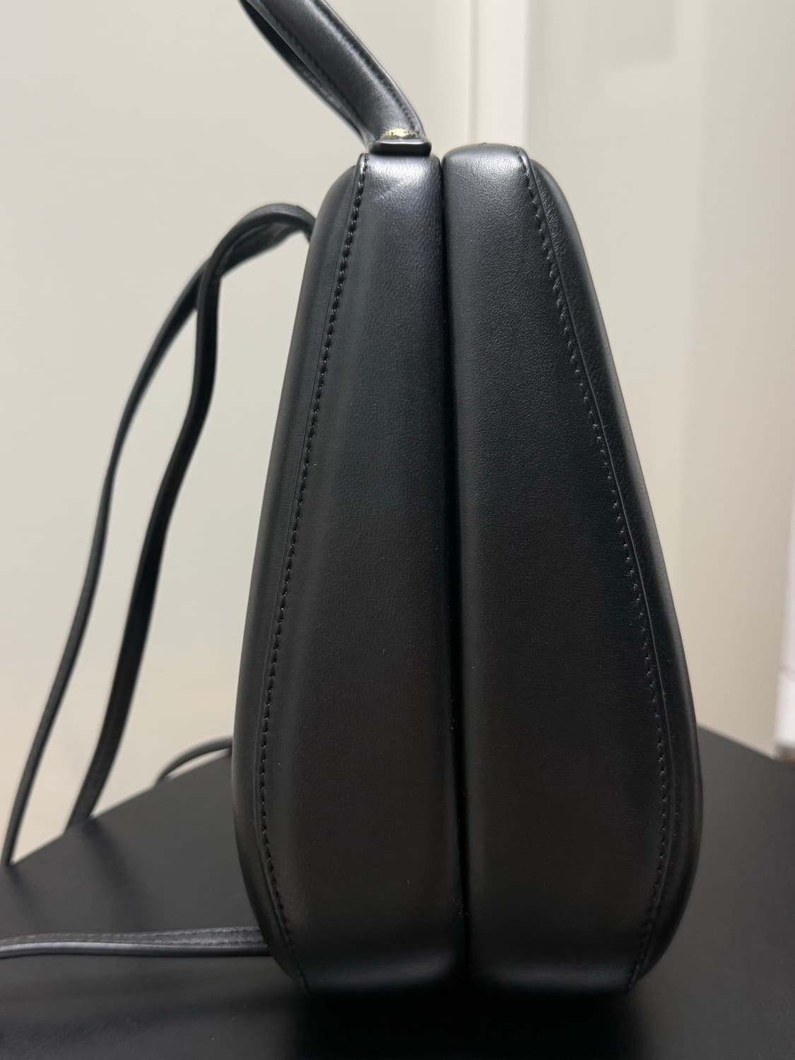 아카이브앱크 쉘틴백 상품이미지3