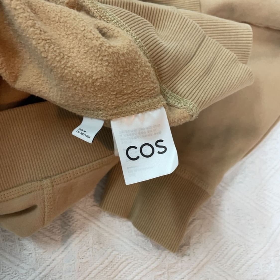 [100] COS 릴렉스핏 기모 후드티 상품이미지4