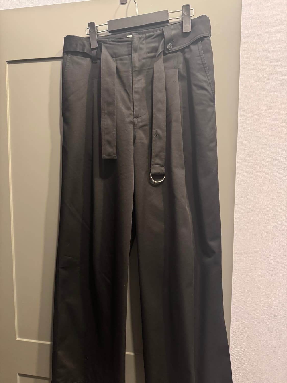 노이스 25ss 벨티드 코튼 와이드 팬츠 s size 상품이미지3