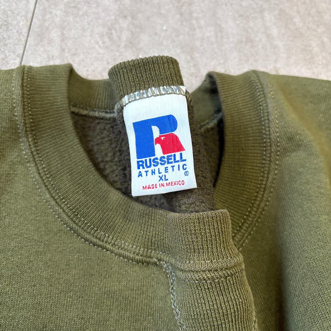 90s 90년대 멕시코 생산 러셀 블랭크 카키 스웻셔츠 상품이미지8