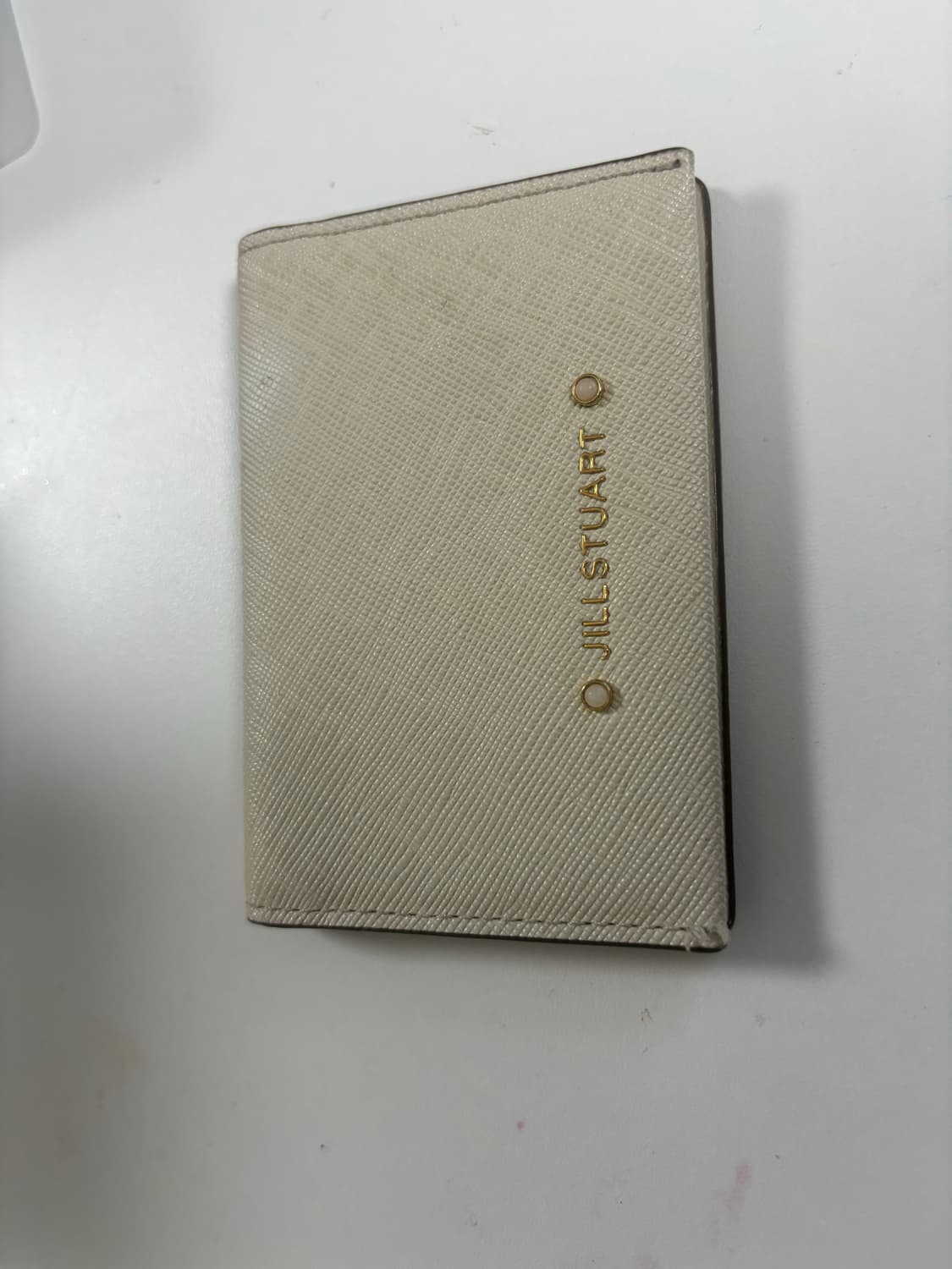 질스튜어트 반지갑 판매합니다 상품이미지1