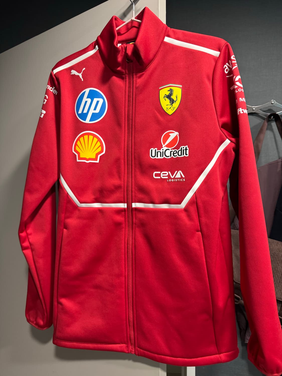 2025 f1 스쿠데리아 페라리 팀 소프트쉘 자켓 상품이미지1