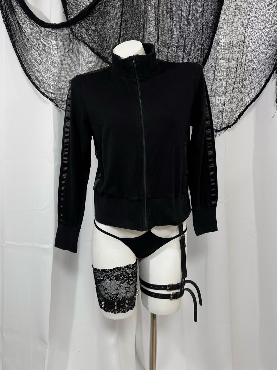 black zip up 상품이미지2