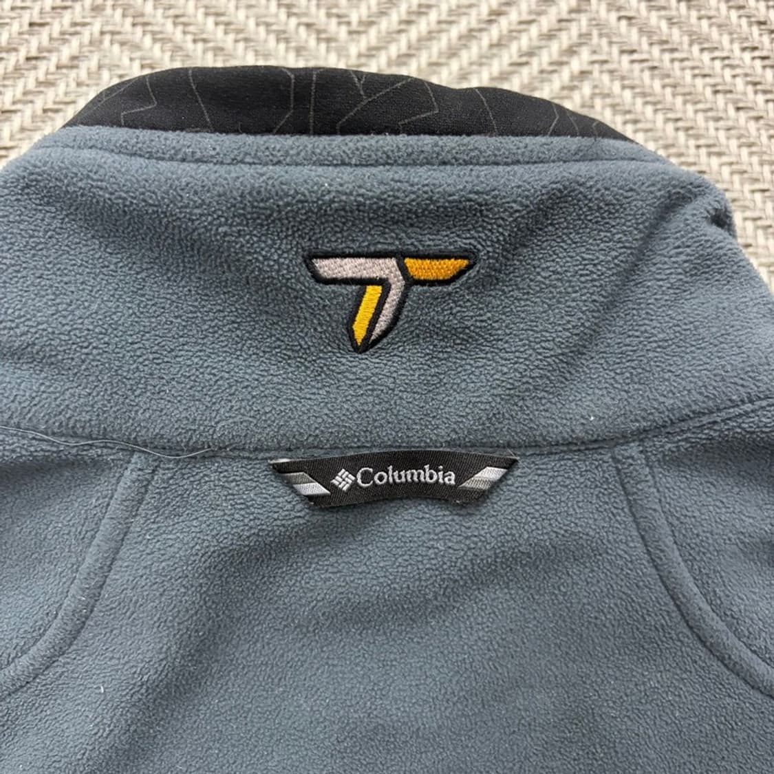 컬럼비아 플리스 베스트 v2139 상품이미지7