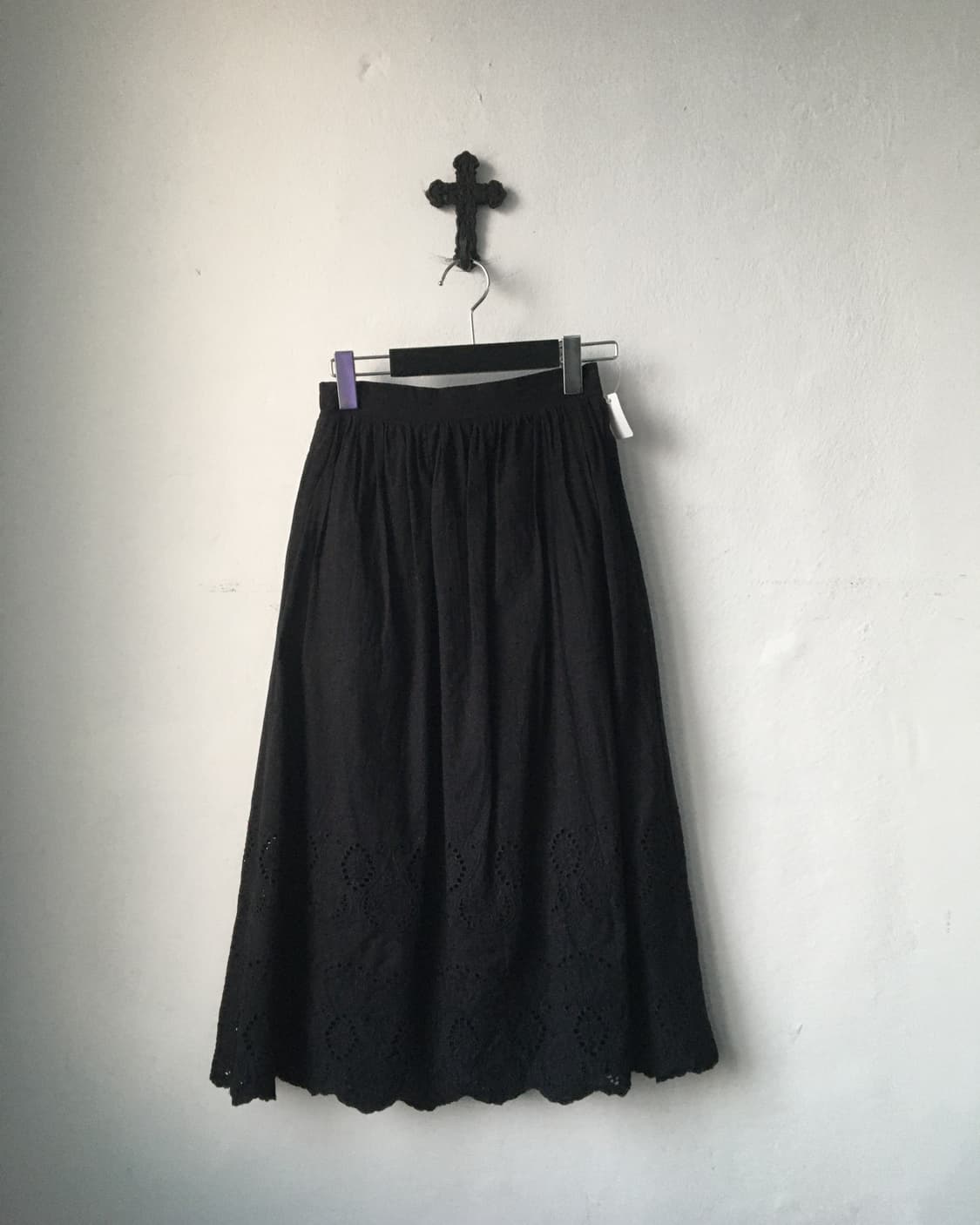 Punching long skirt 상품이미지1