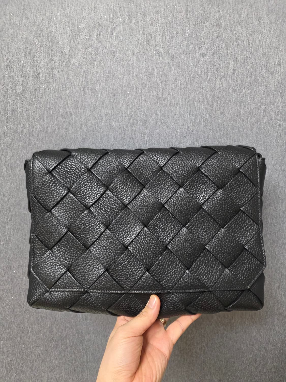 보테가베네타 라지 디아고 크로스백 상품이미지1