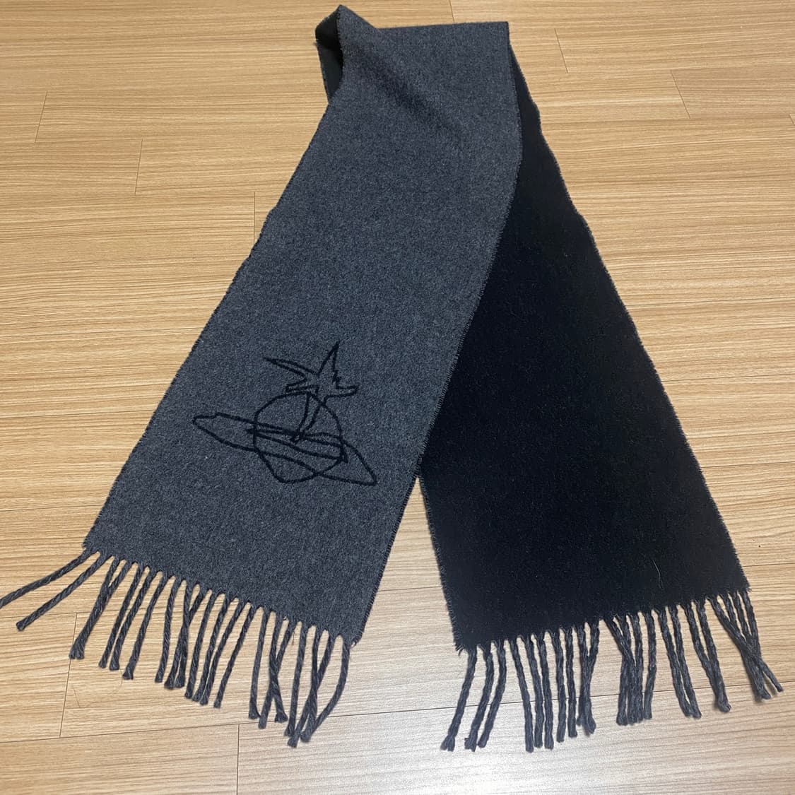 비비안웨스트우드 리버시블 머플러  상품이미지1