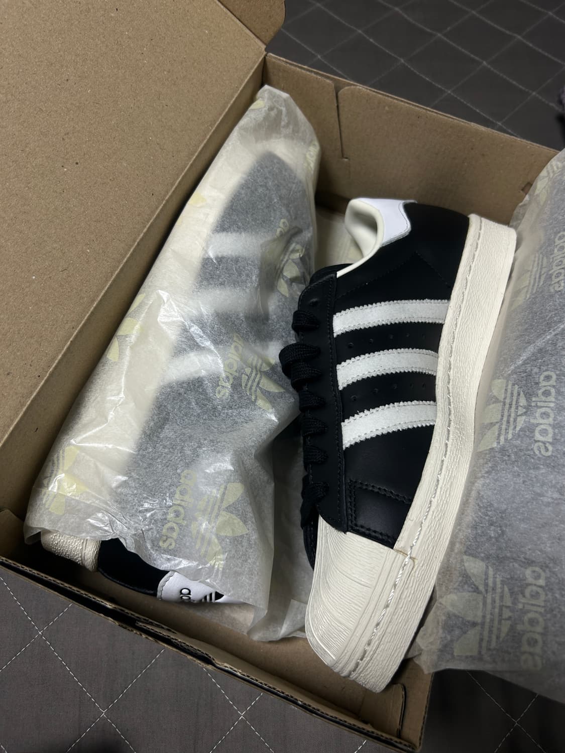 (새상품) 아디다스 슈퍼스타 82 상품이미지6