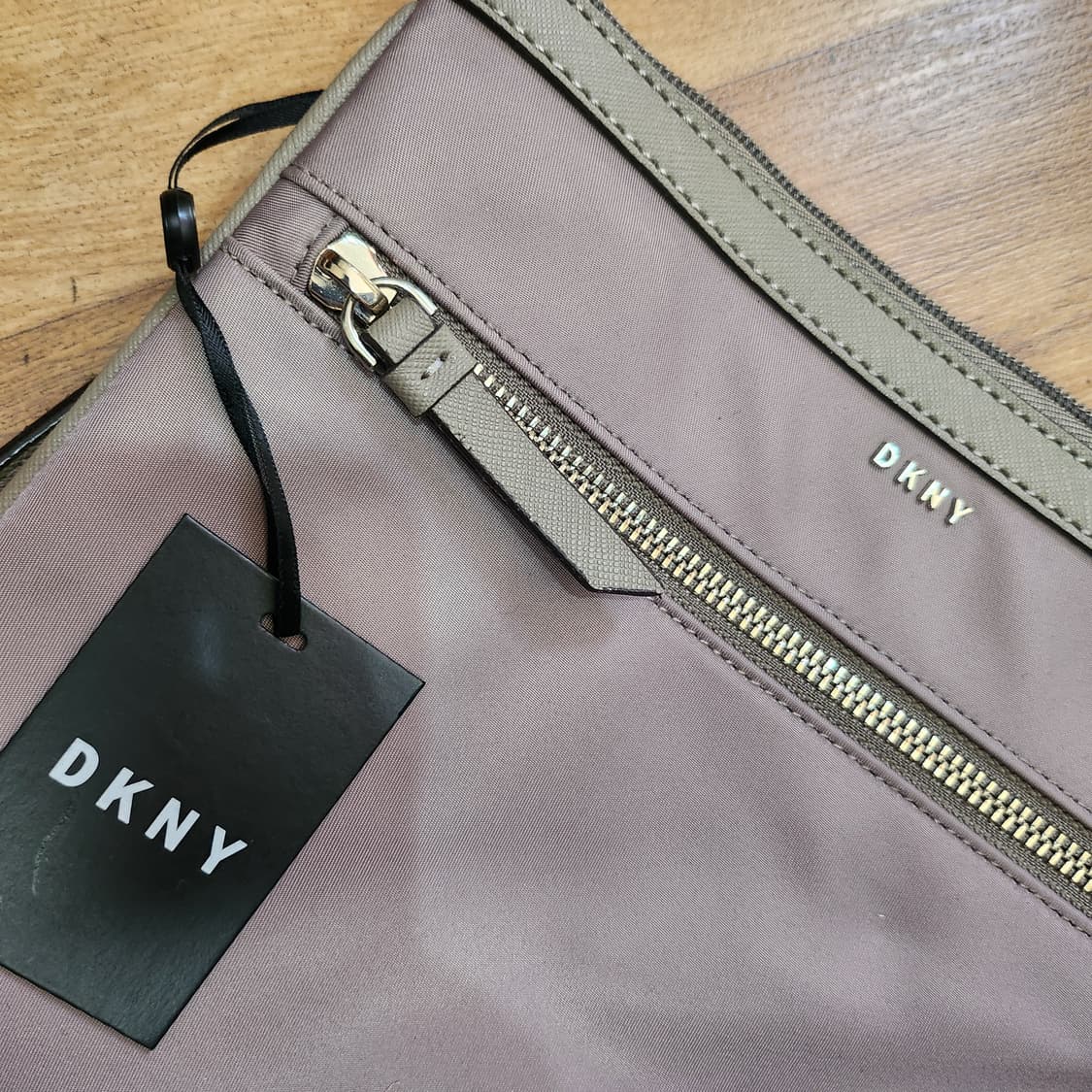 63) DKNY 크로스백 상품이미지2