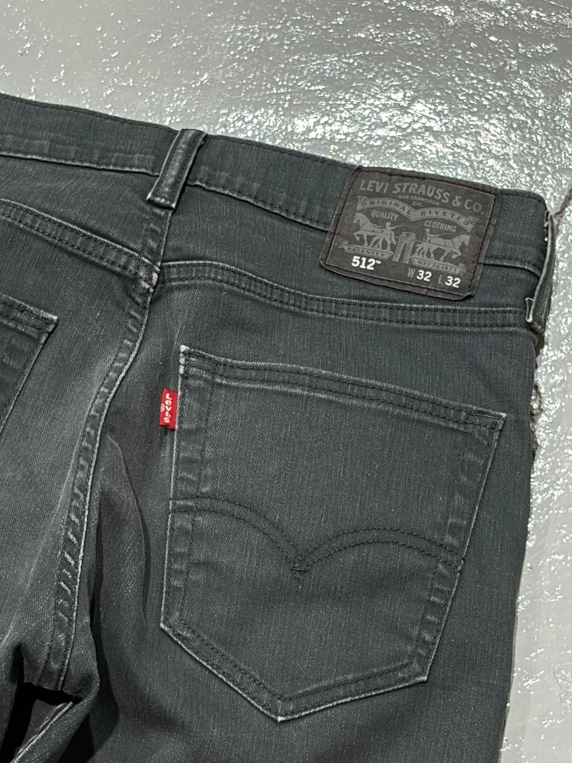 리바이스(Levis) 빈티지 그레이 워싱 512 데님 팬츠 상품이미지6
