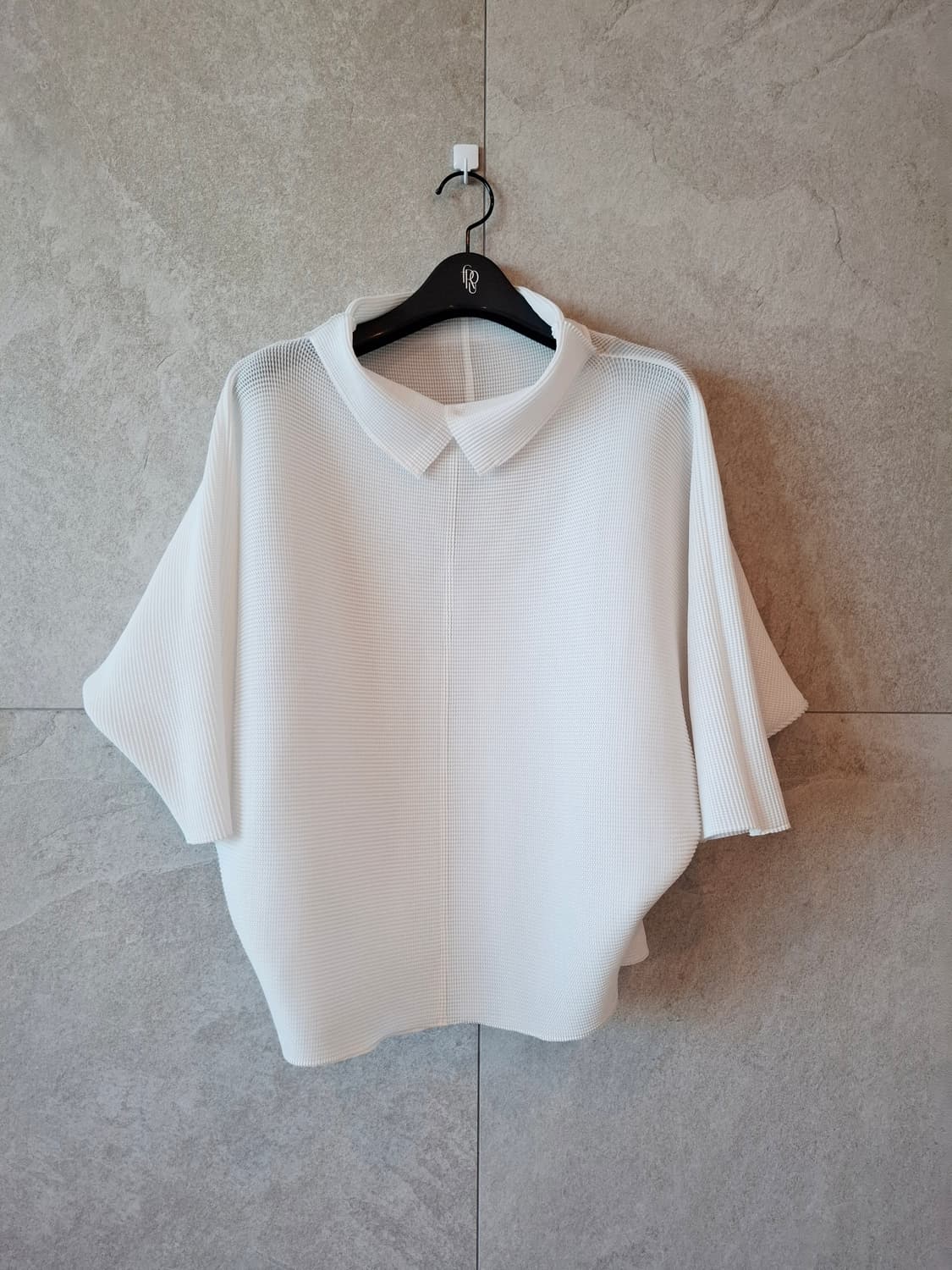 이세이미야케 돌먼 스트레치 플리츠플리즈 상품이미지1