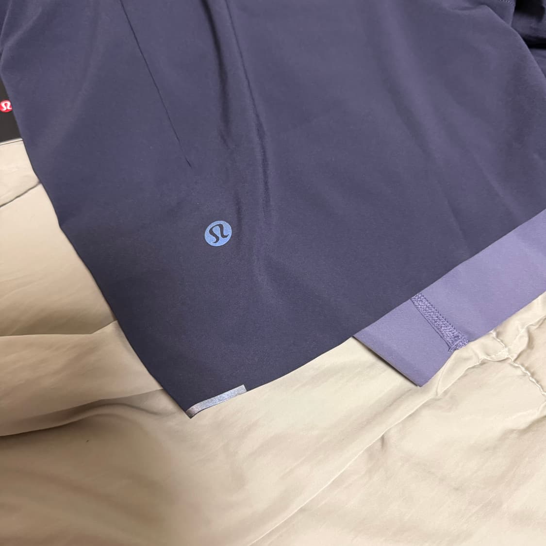 룰루레몬 패스트 앤 프리 멀티 포켓 러닝 쇼츠 m 새상품 판매합니다. 상품이미지3