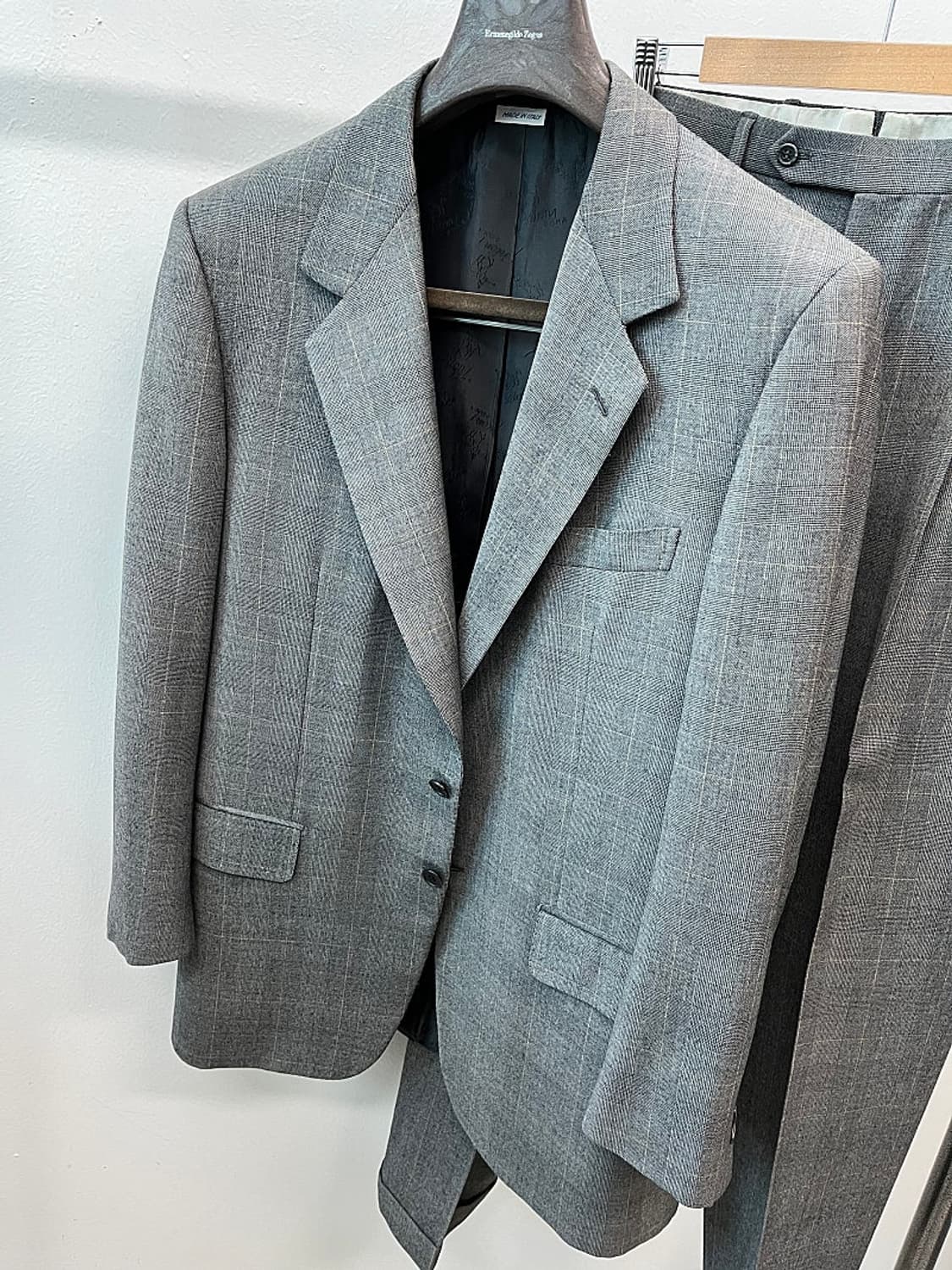 105,36) 브리오니 클래식 셋업슈트  상품이미지4