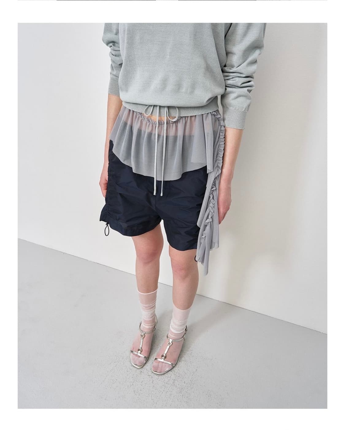 (새상품) LCDC MESH FRILL SLEEVELESS TOP 상품이미지5