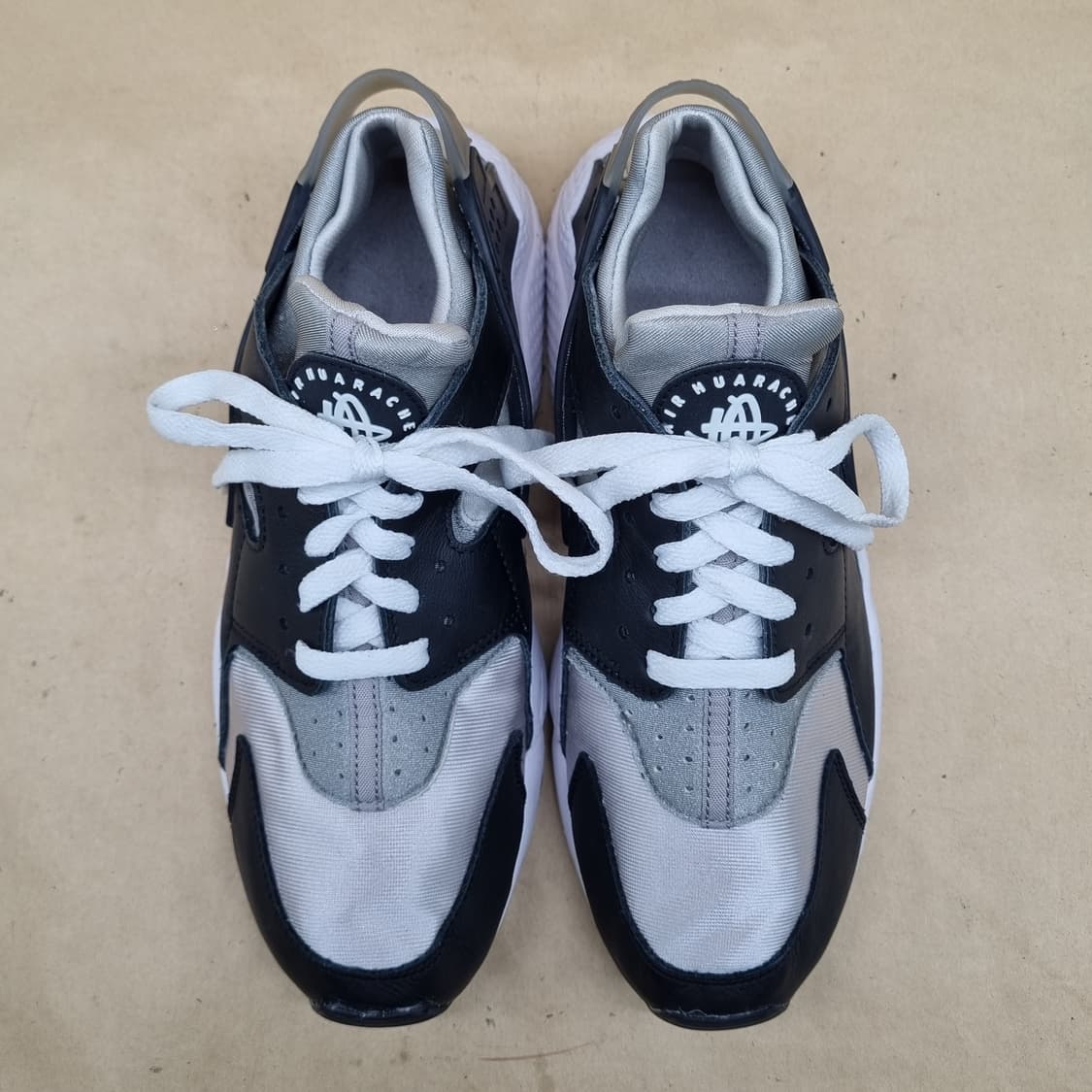 나이키 에어 허라취 남성운동화 실사이즈250~255 상품이미지2