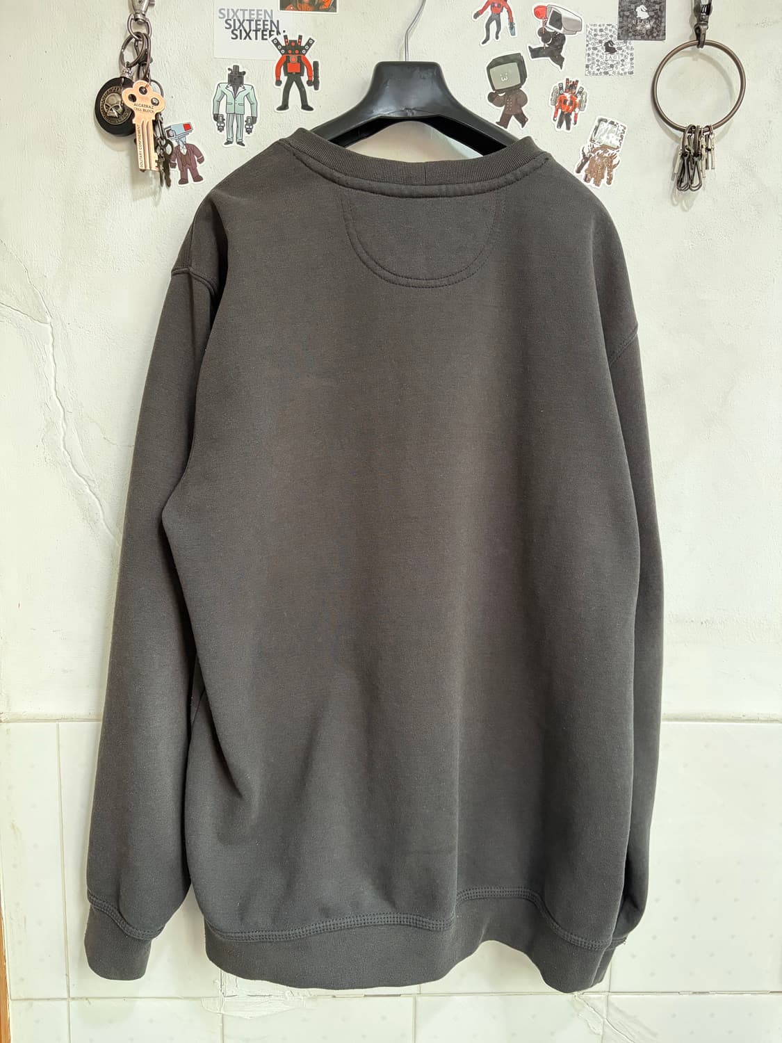 칼하트 맨투맨 M 다크그레이 상품이미지2