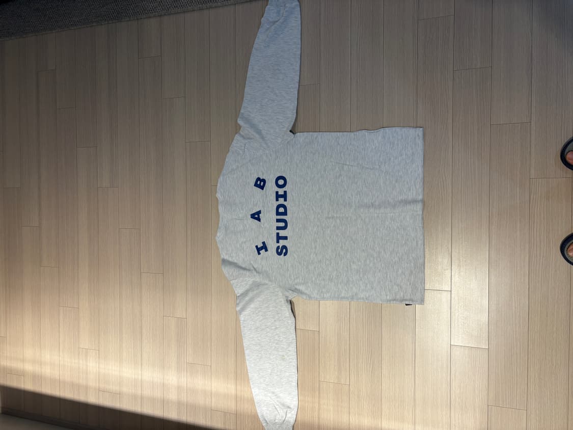 아이앱스튜디오 기모 맨투맨 티셔츠 회색 상품이미지2