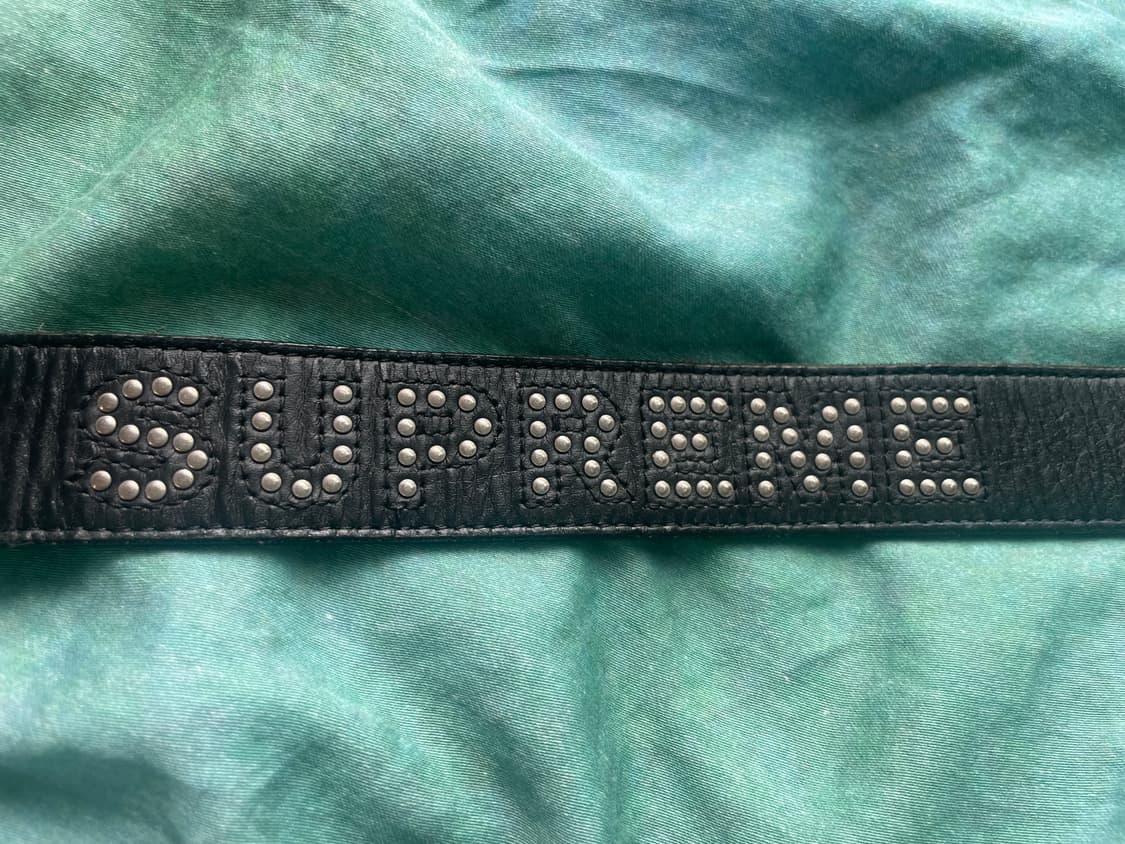 슈프림 스터드 벨트 상품이미지1