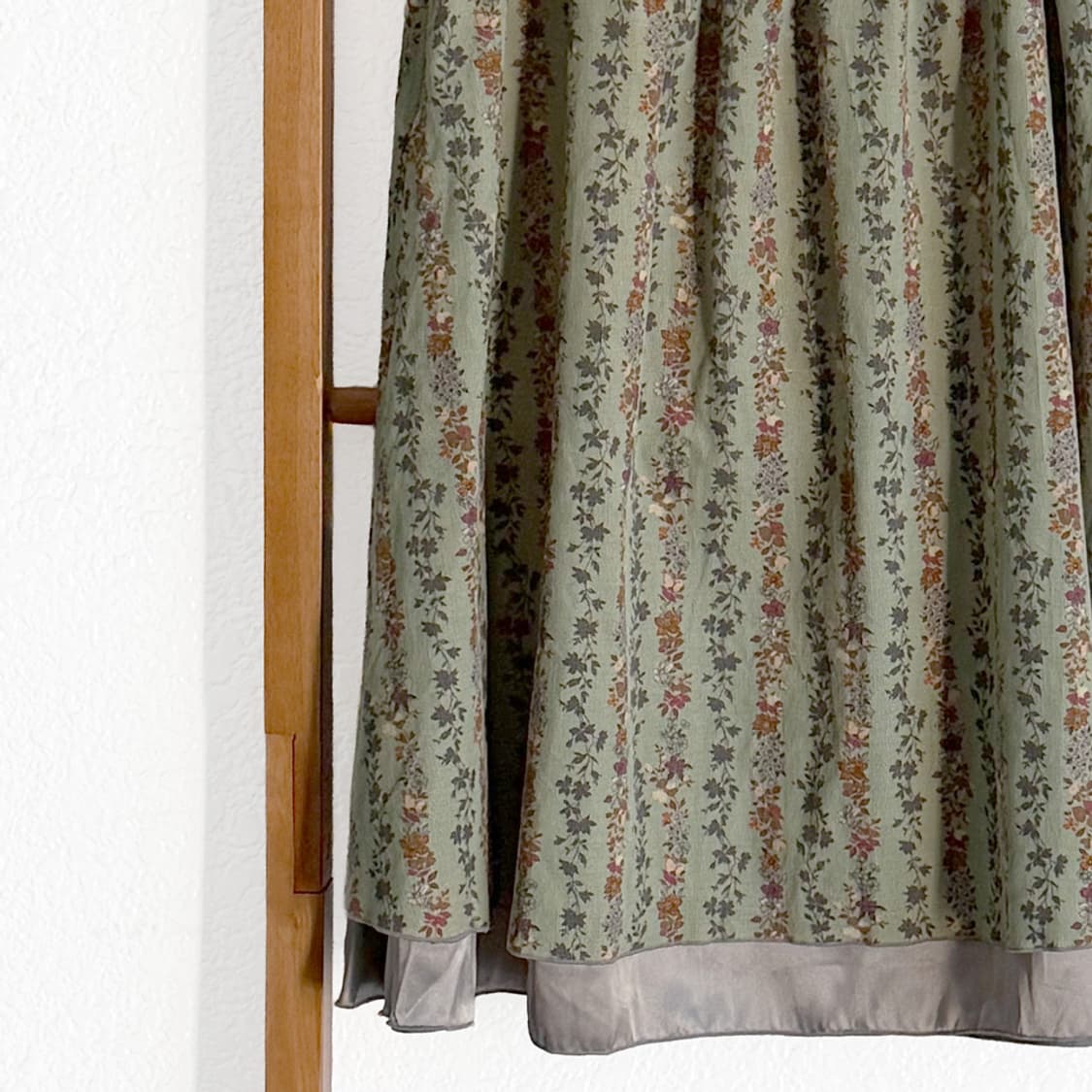 사토가든 들꽃 미디 스커트 상품이미지7