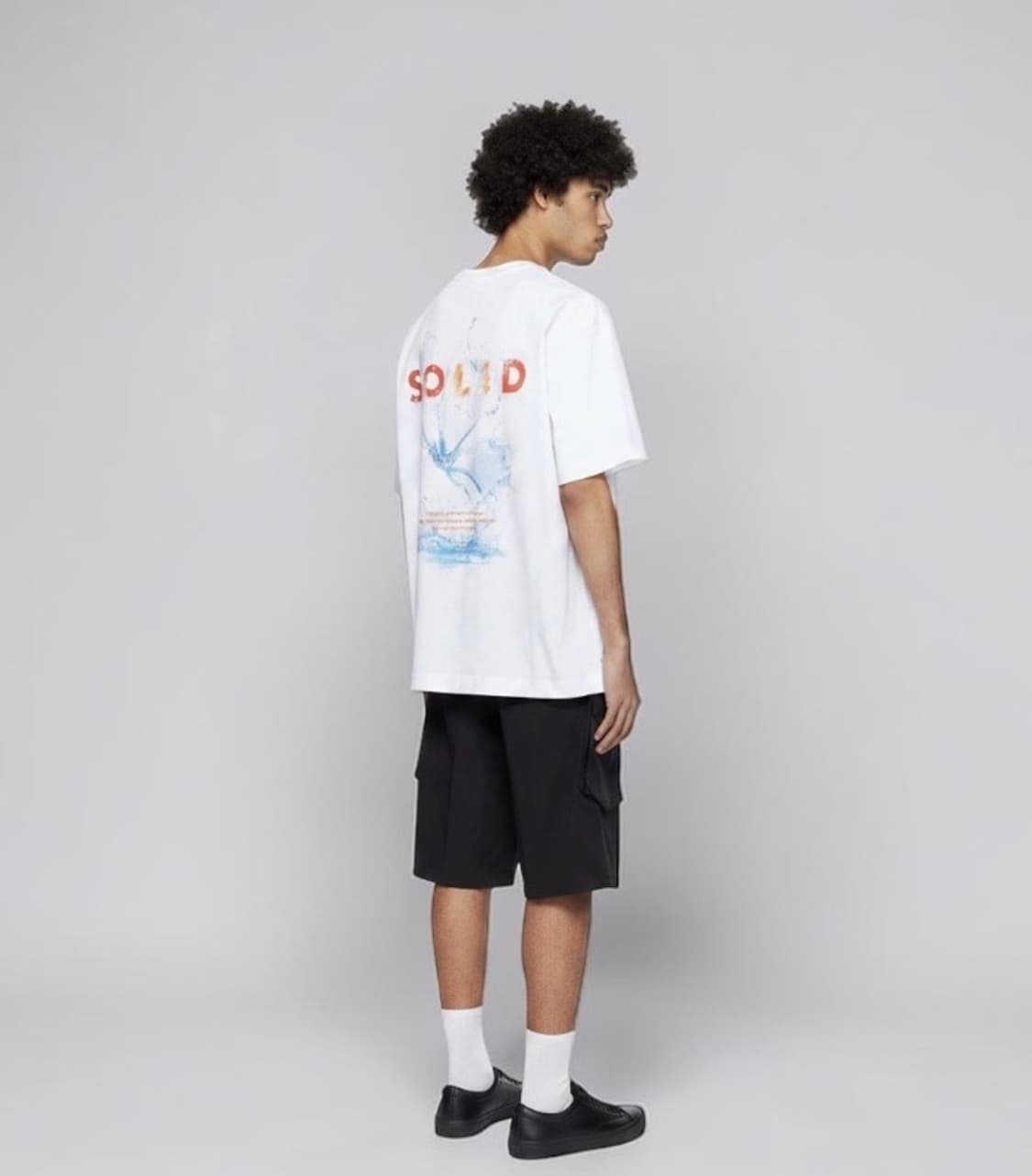 .50(105)/ 솔리드옴므 23SS 백플라워 프린팅 반팔 상품이미지1