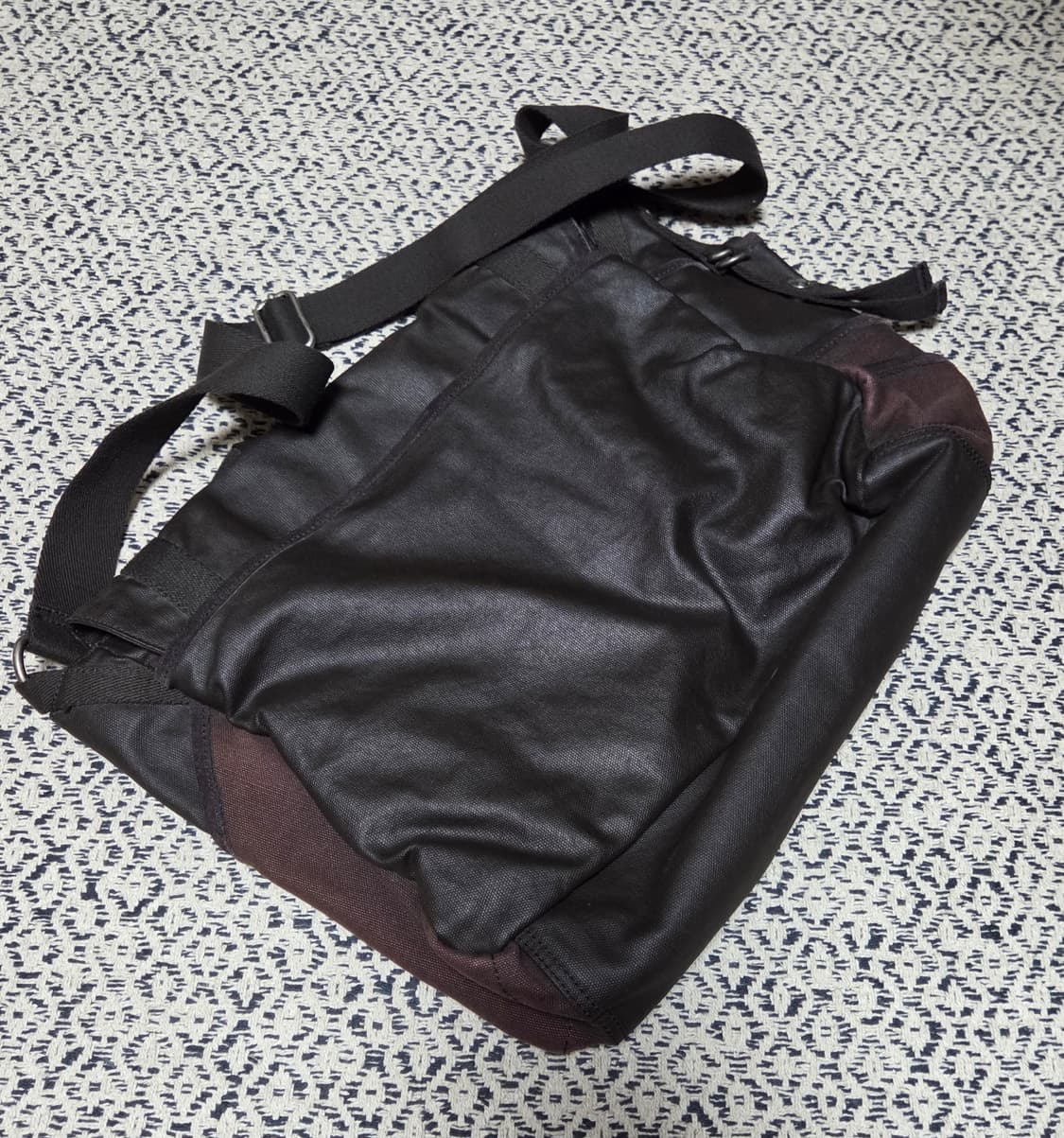 캘빈클라인 왁스코팅 빈티지 크로스백 상품이미지2