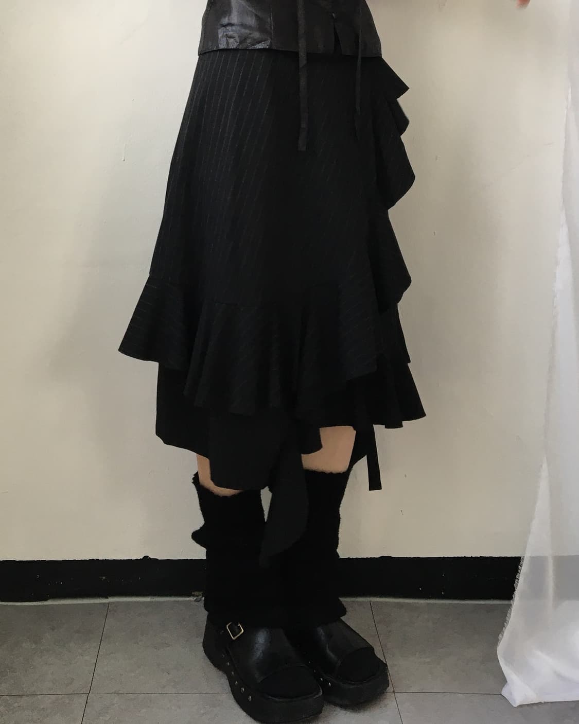 Jw Anderson Uniqlo ruffle skirt 상품이미지4