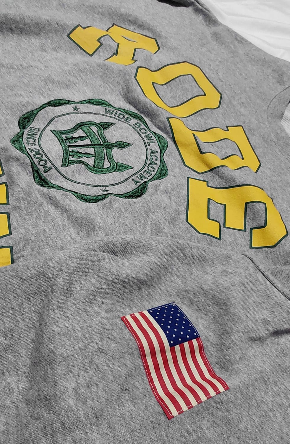 [FREE] 로데오 크라운즈 와이드 볼 아카데미 오버핏 맨투맨 (그레이) 상품이미지4