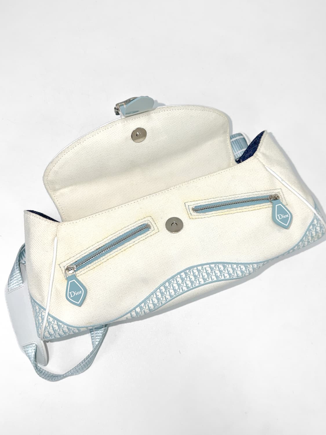 디올 트로터 새들 캔버스 바게트 크로스백 상품이미지8