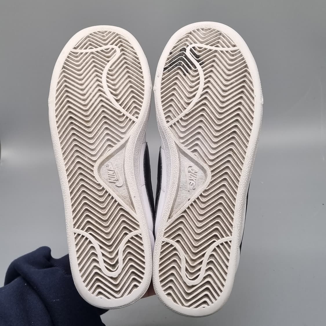 나이키 테니스클래식 스니커즈260 상품이미지3