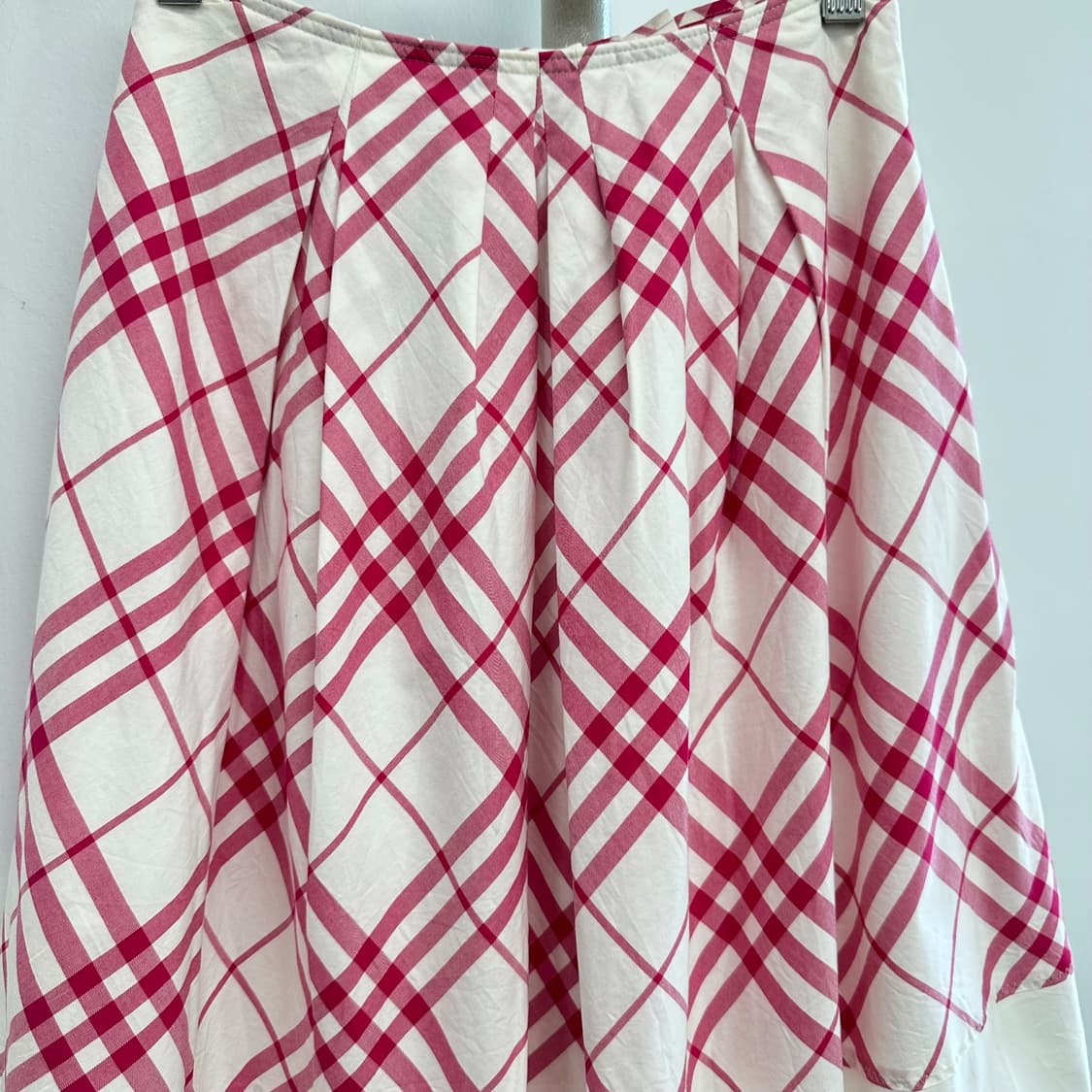 버버리 레드 체크 플레어 스커트 상품이미지6