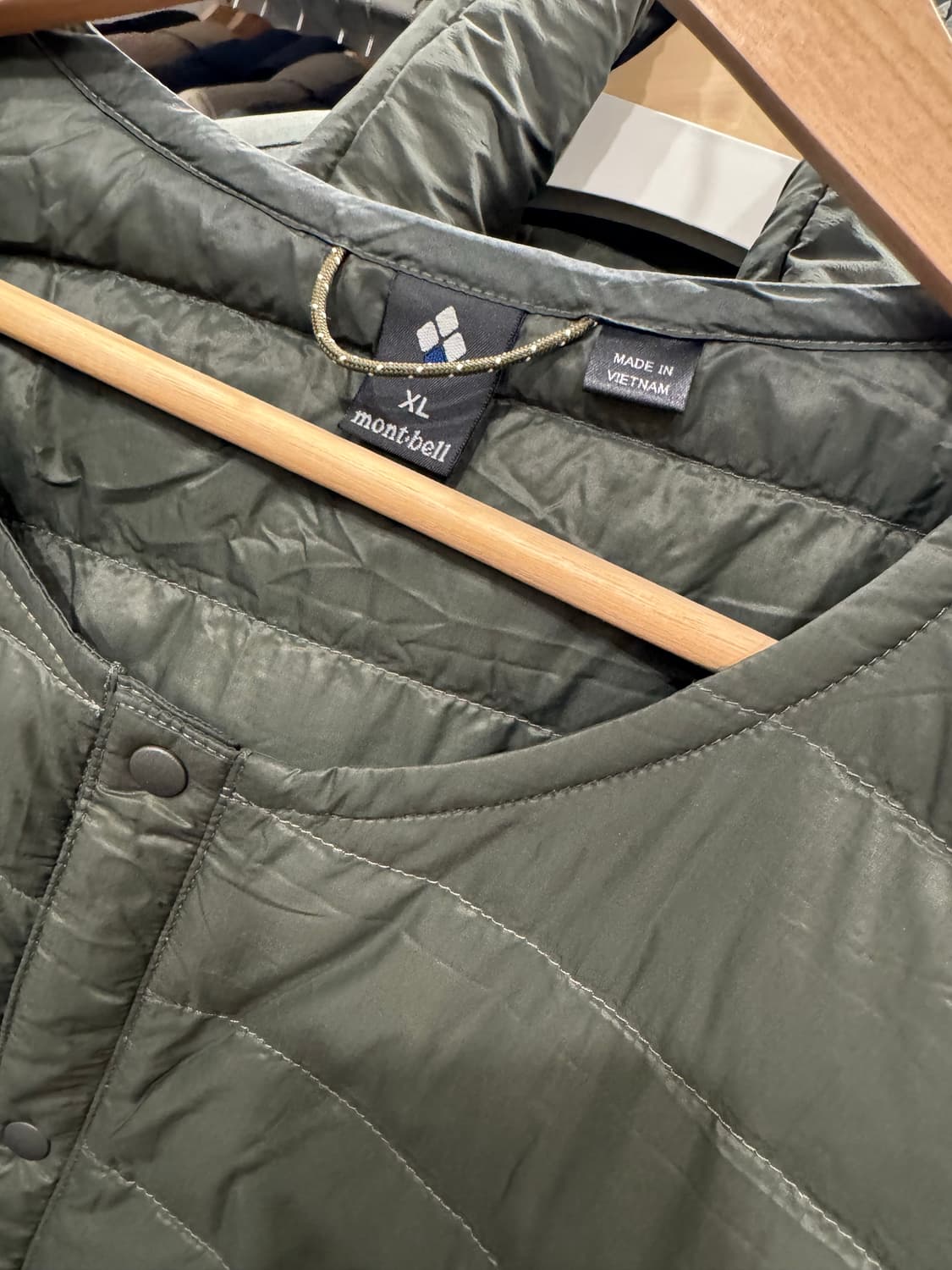 몽벨 구스다운 내비 카키 XL 상품이미지2