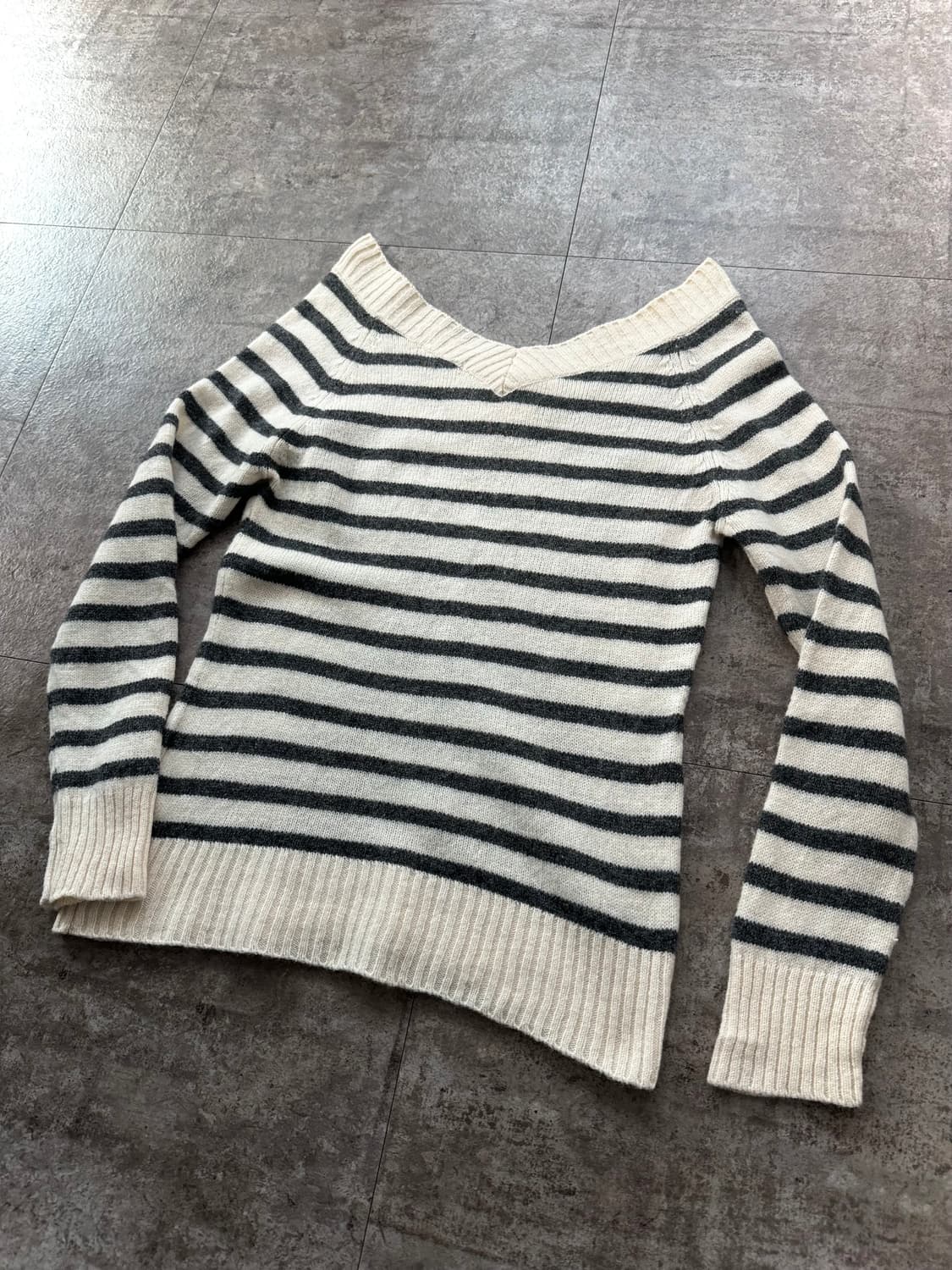 와이드 넥 울 니트 체크 패턴 미니 팬츠 2pcs SET 상품이미지4