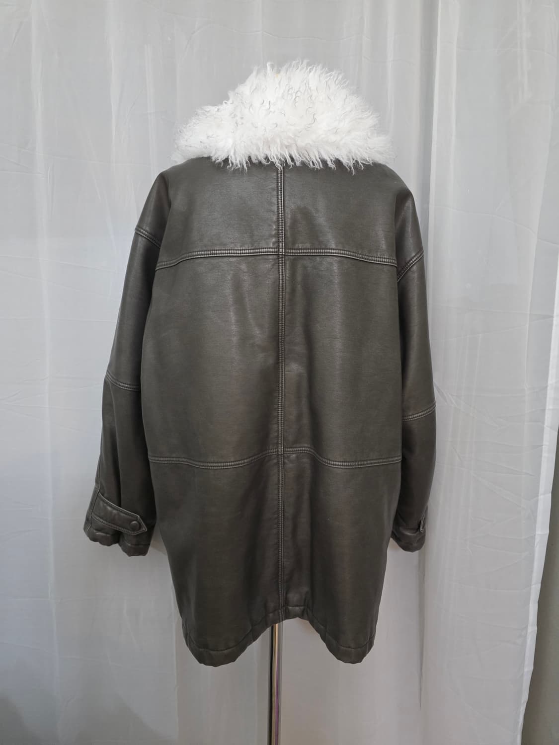 새상품급) 도매택 위아(weare) 레더 퍼 카라 점퍼 상품이미지4