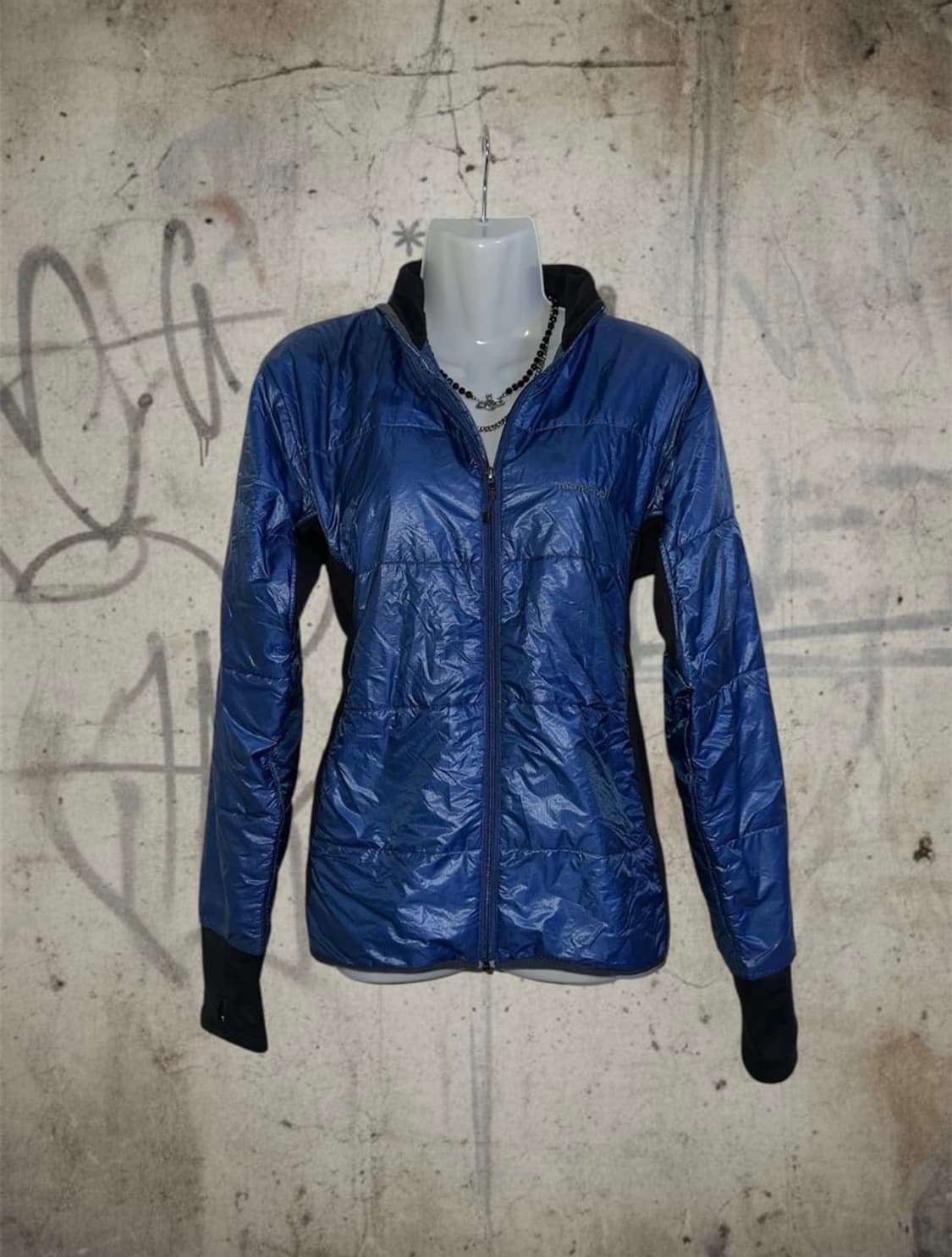 몽벨 핑거홀 바람막이 상품이미지1