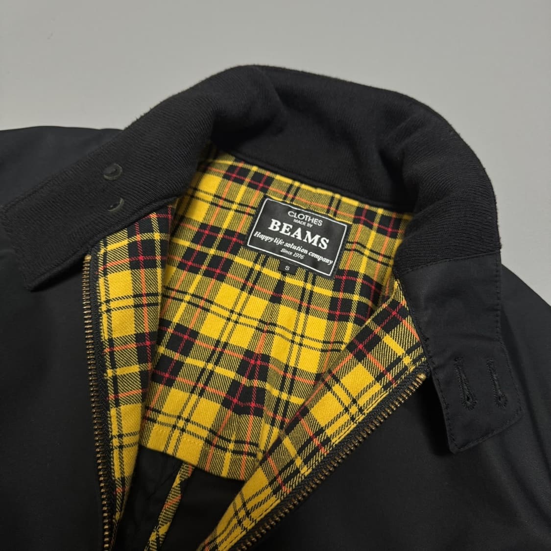 빔즈(BEAMS) 블랙컬러 트윌 코튼 집업 헤링턴 자켓 상품이미지3
