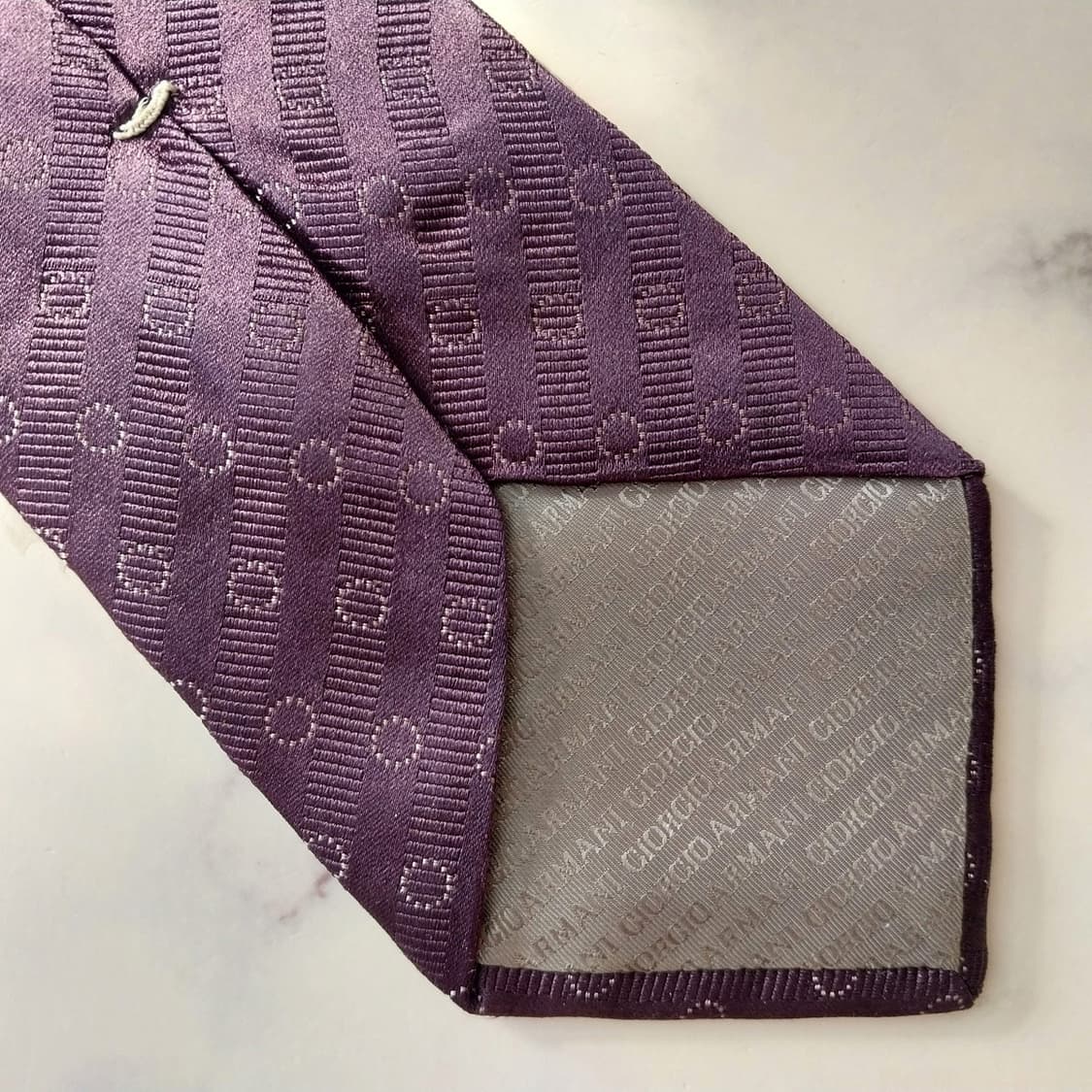 조르지오 아르마니 실크 퍼플 패턴 넥타이 9.2cm A+등급 K1747
 상품이미지9