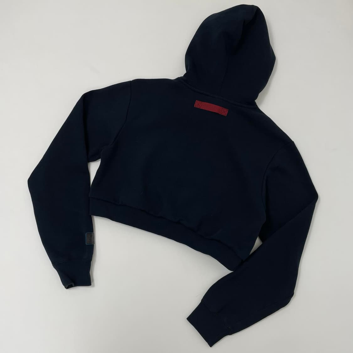 아디다스 크롭 후드티 상품이미지3