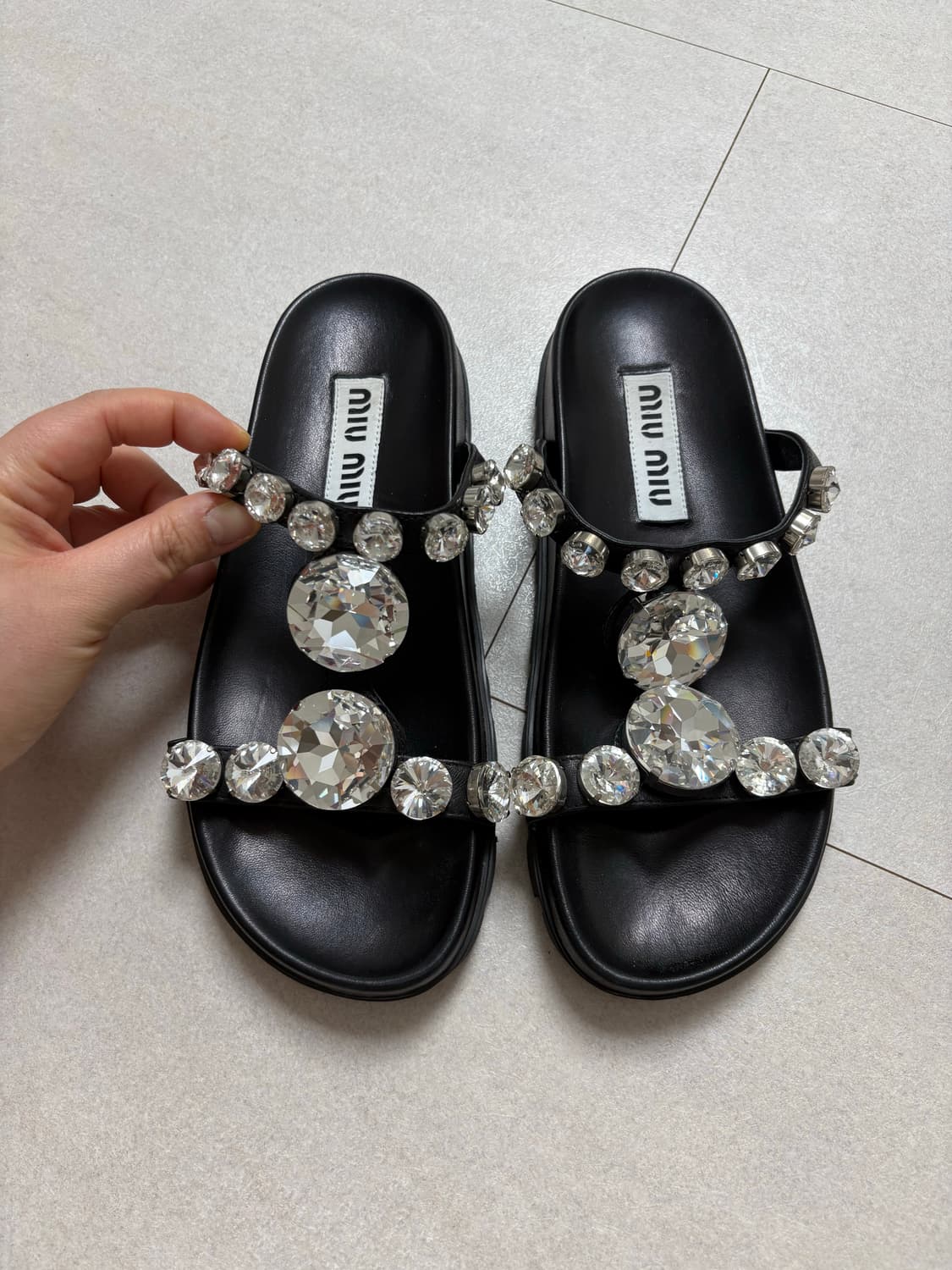 미우미우 크리스탈 슬리퍼 37사이즈 상품이미지1