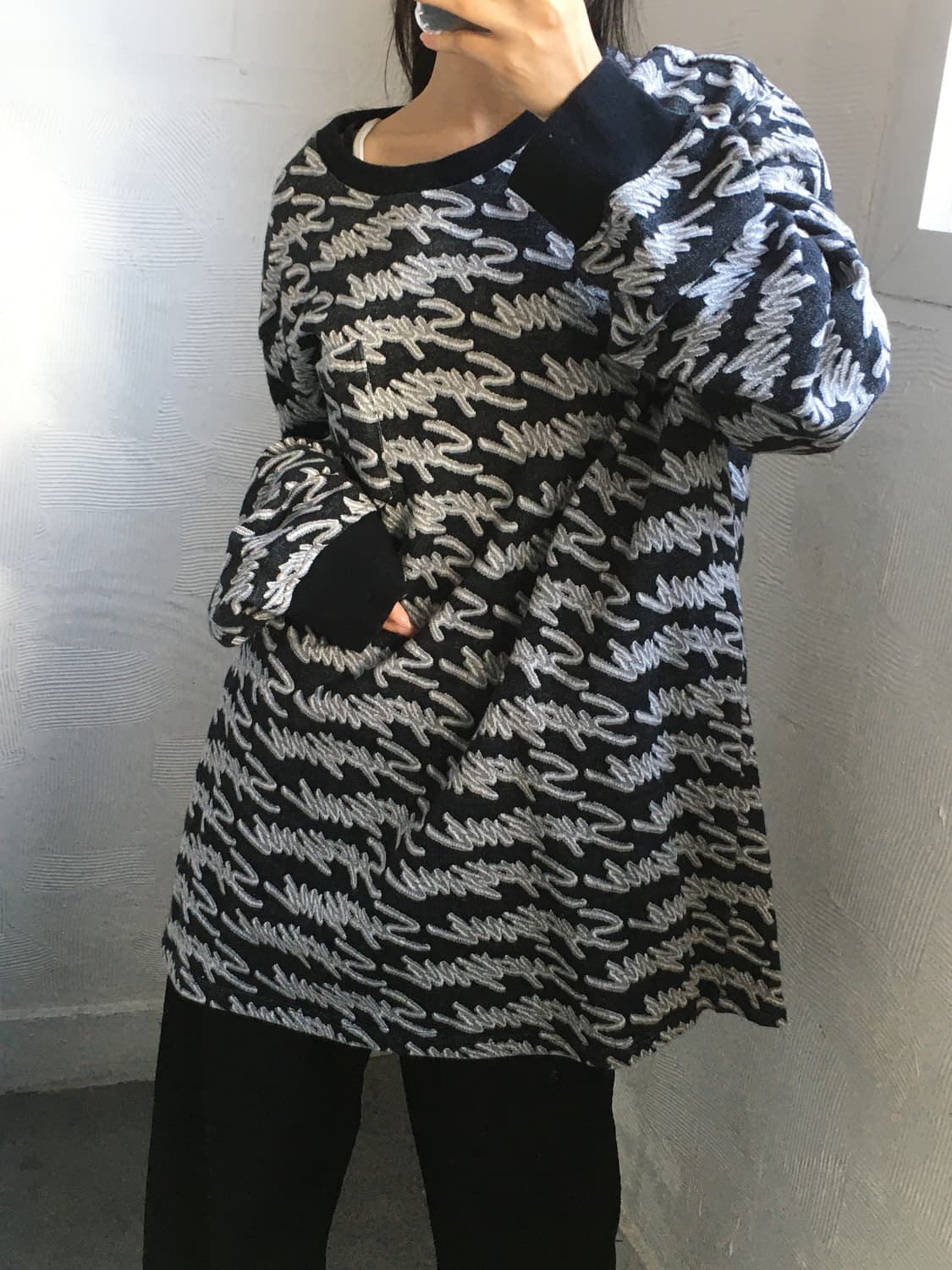 Supreme 슈프림 19SS 시그니처 스크립트 로고 롱슬리브 상품이미지1