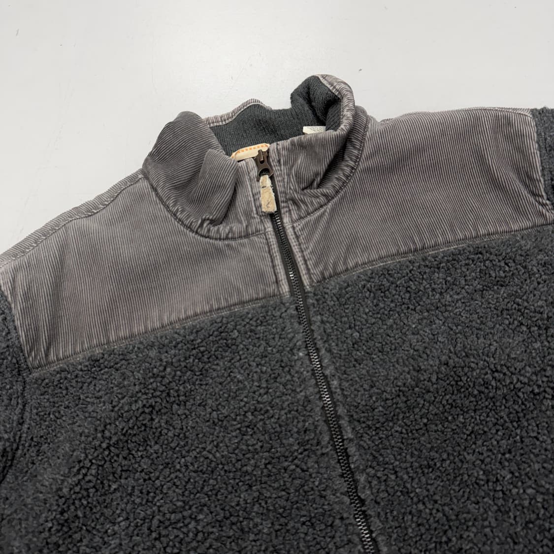 팀버랜드 올드스쿨 카키 브라운 배색 플리스 자켓 상품이미지3