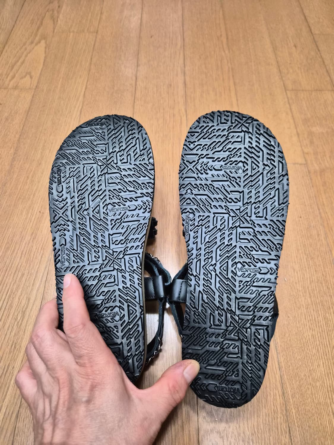 (정품) 샤넬 24SS 벨크로 샌들 38 (명품 여자 신발 슬리퍼 뮬 스 상품이미지6