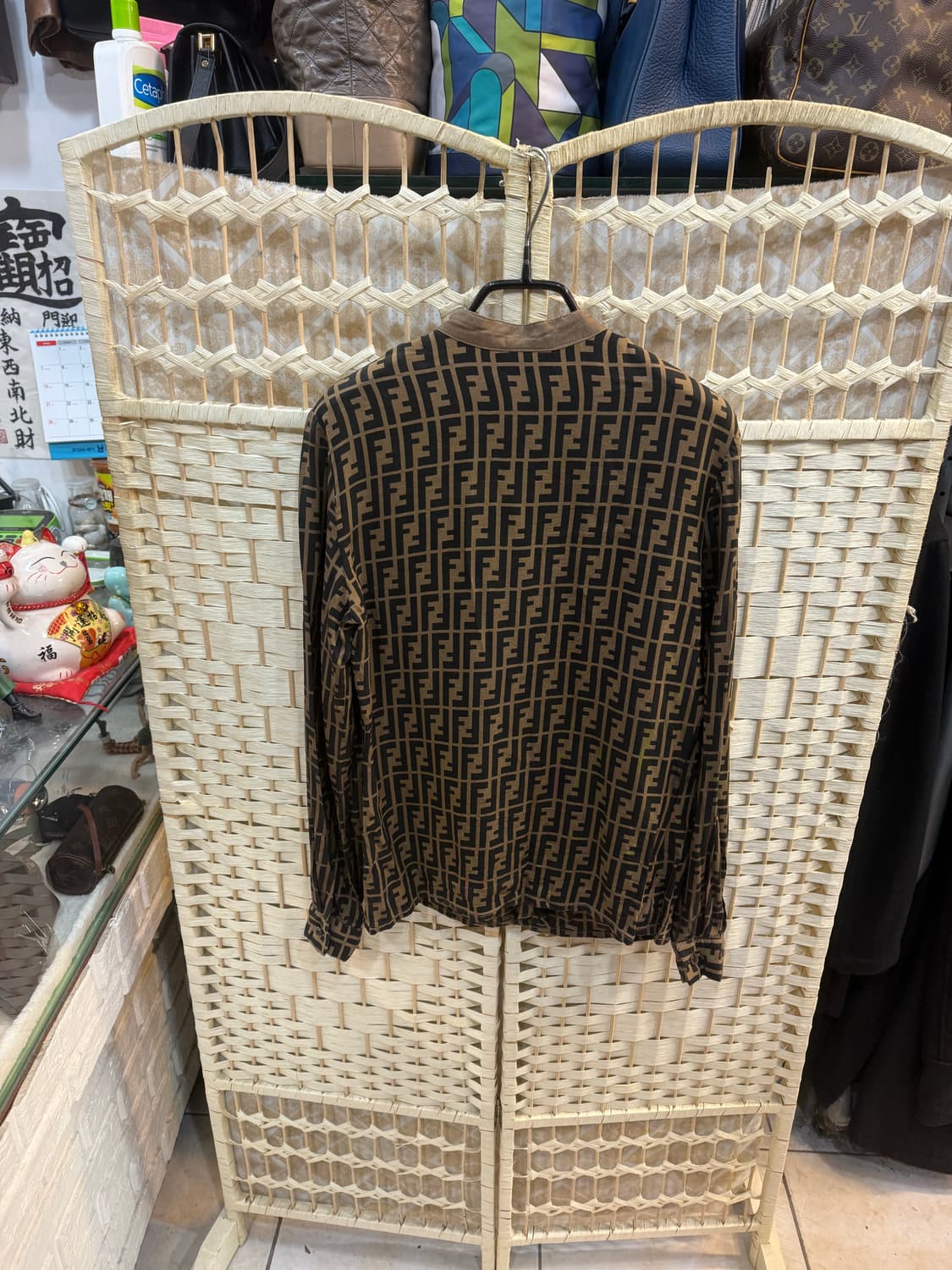 66 정품 펜디 주카 셔츠 팝니다 상품이미지5