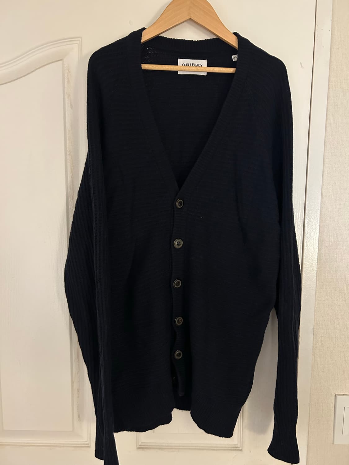 아워레가시 버진울 가디건 네이비 상품이미지1