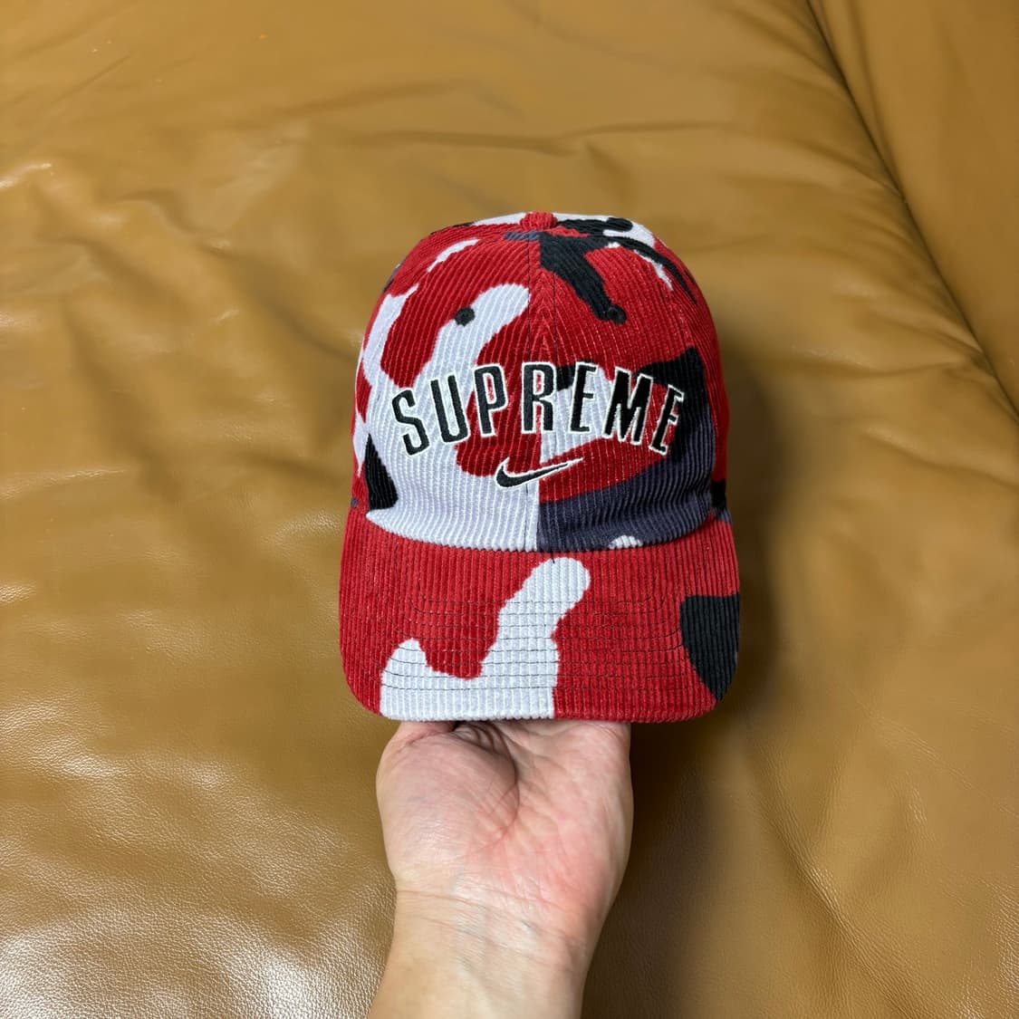 (Supreme x Nike) 슈프림x나이키 카모 레드 6패널 볼캡 모자 상품이미지2