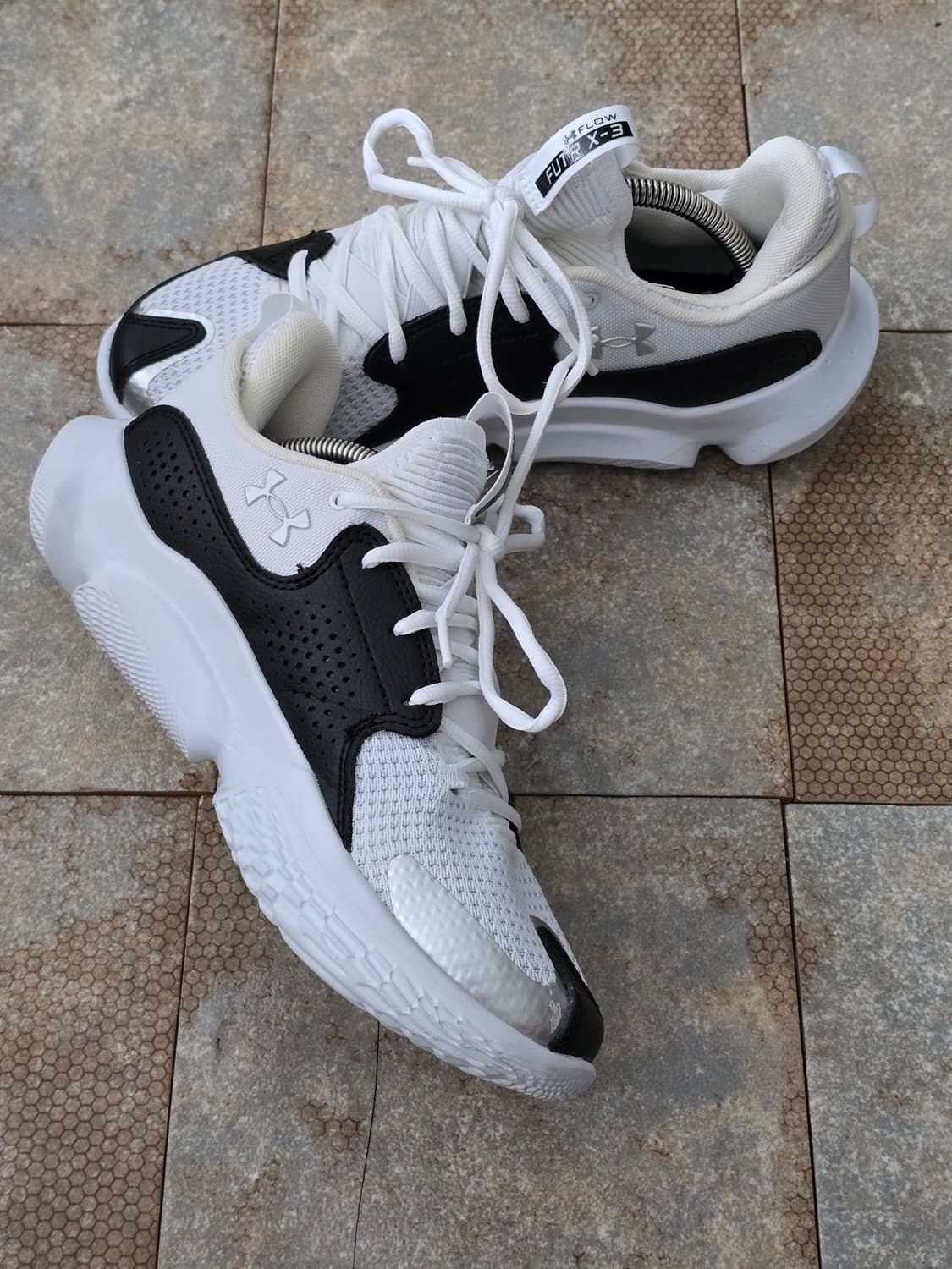 (250)언더아머 플로우 퓨쳐 x3  상품이미지4