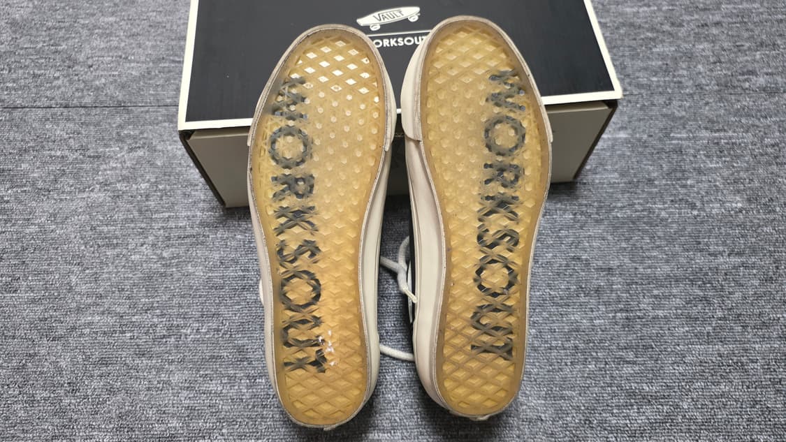 반스 볼트x 웍스아웃 스타일36(260사이즈) 상품이미지5