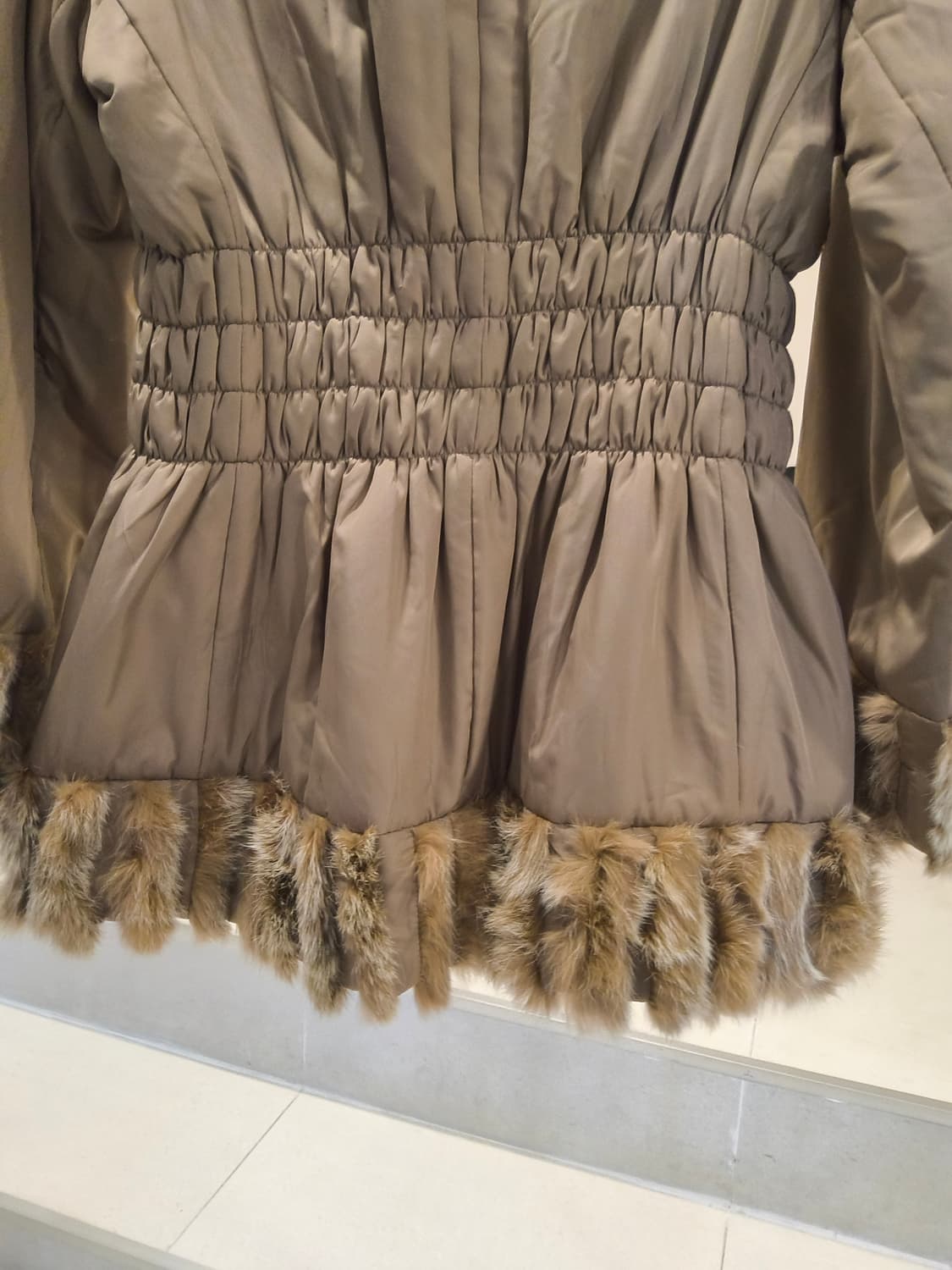 래빗 트리밍 브라운 패딩 상품이미지4