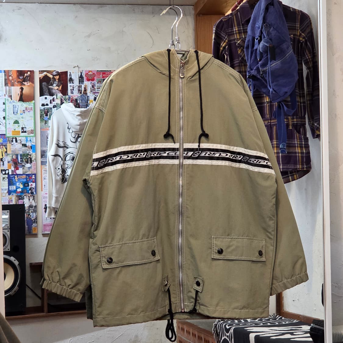 JPN 트랙라인 올드스쿨 카키 바람막이 상품이미지1